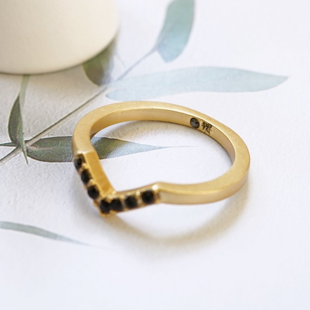 Madewell Tiny Glass Stone Ring Size 8 - Picture 1 of 1